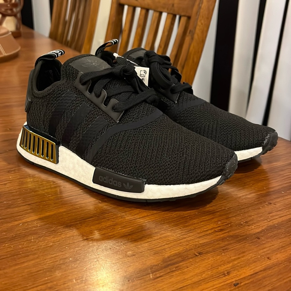 Adidas NMD_R1 Boost Shoes Sneakers EE5172. NMD Boost black Women’s Size 7
